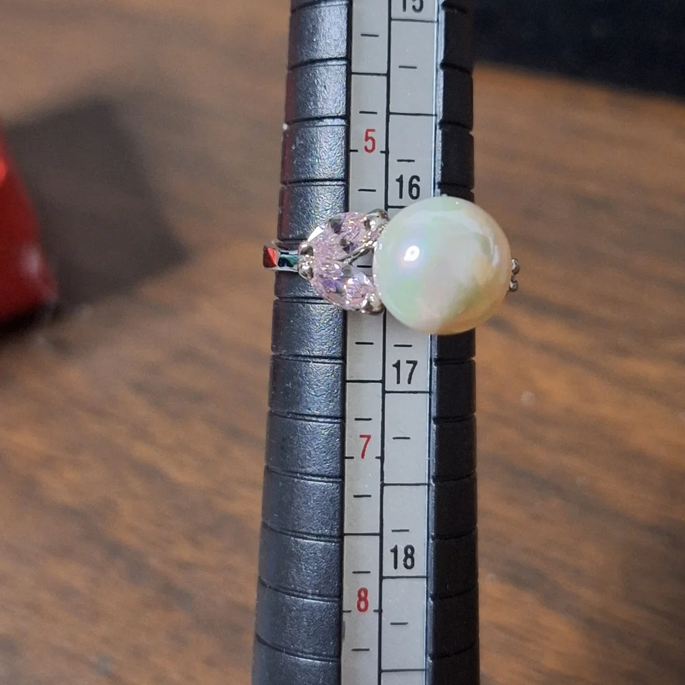 Swarovski Crystal Pearl Ring Silver Tone Statement Ring Size 7 Elegant Gift